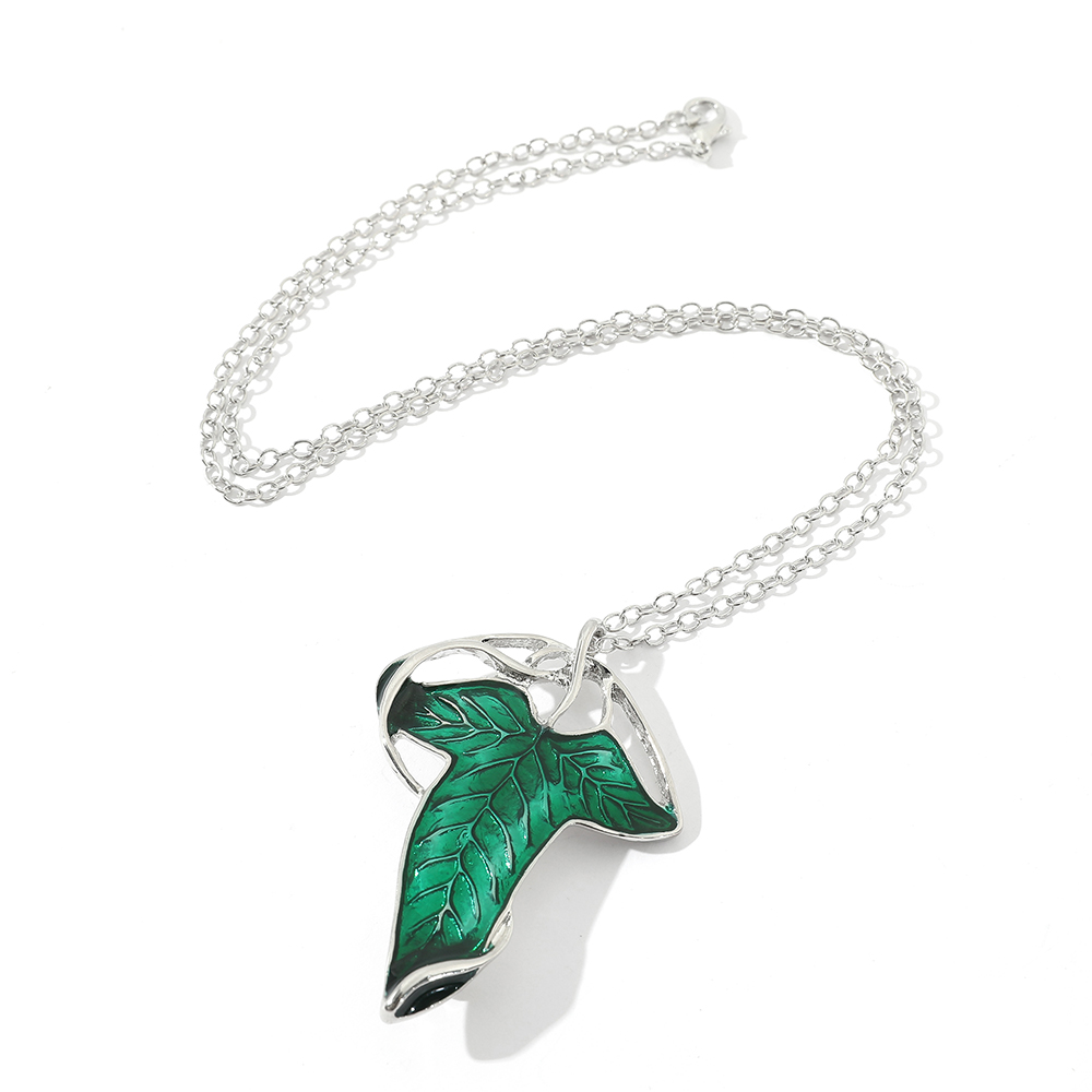 Vintage Green Leaf Pendant Nec - огляд і ціна Vintage Fashion Enthusiasts